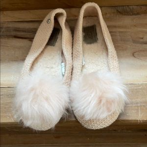 Ladies UGG Isabella packable flats size 5